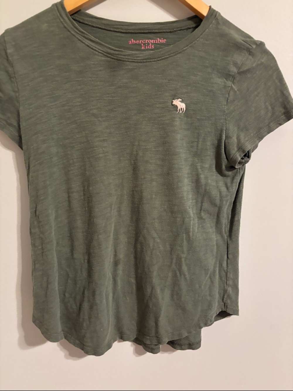 abercrombie kids green crew neck short sleeve tee